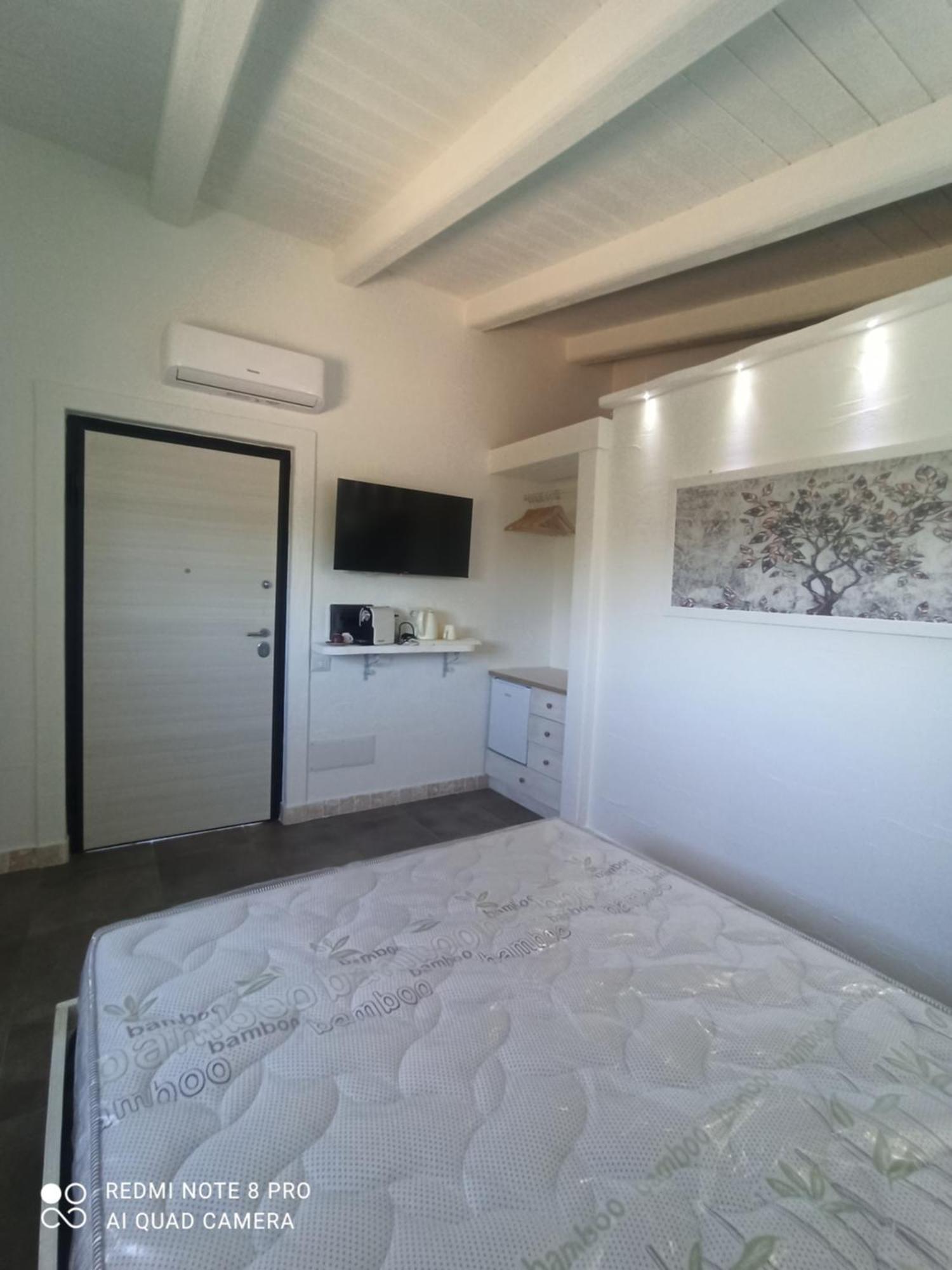 Bello Bello Rooms Santa Teresa Gallura Oda fotoğraf